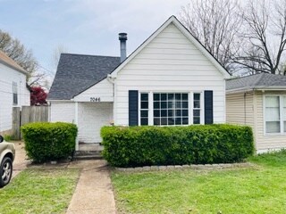 Foto del edificio - 7046 Mitchell Ave