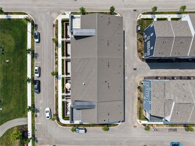 Building Photo - 304 Highbridge Ln