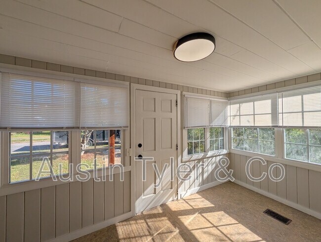 Building Photo - 4455 Broad St