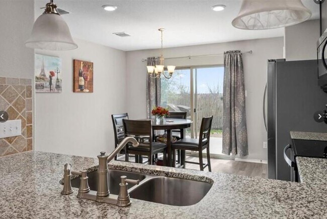 Building Photo - 19213 Zachary Taylor St