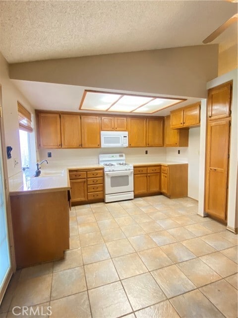 Building Photo - 25320 Orbit Ct