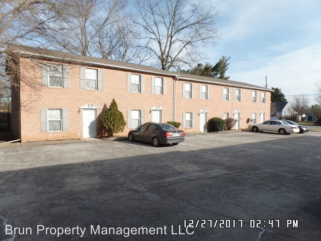 Building Photo - 1105 W Parkway Ave