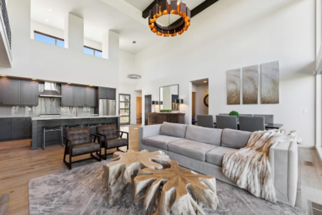 Building Photo - 6684 Golden Bear Loop W