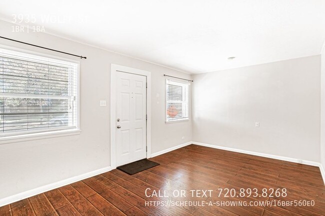 Foto del edificio - 1 Bed 1 Bath Duplex with Storage and Off S...