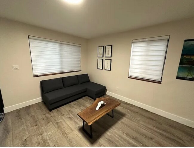 Building Photo - 394 Tamiami Canal Rd