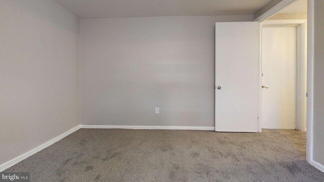 Building Photo - 2037 Beyer Ave