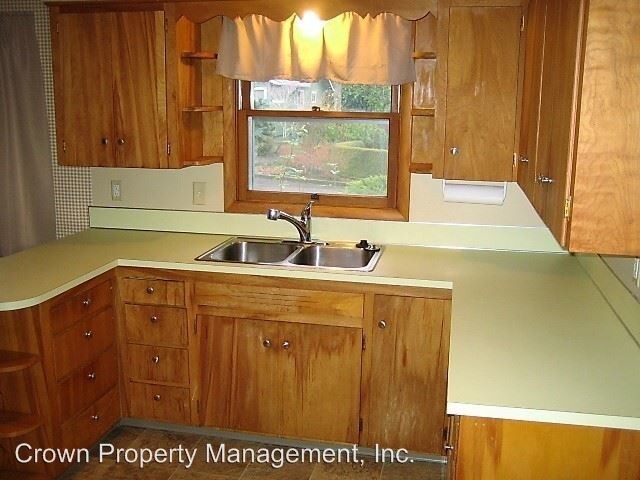 Building Photo - 3 br, 2 bath House - 420 Lorida Ave S
