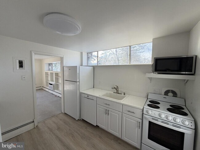 Foto del edificio - 454 Old Lancaster Rd