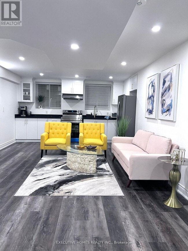 Building Photo - 409 Boyd Ln