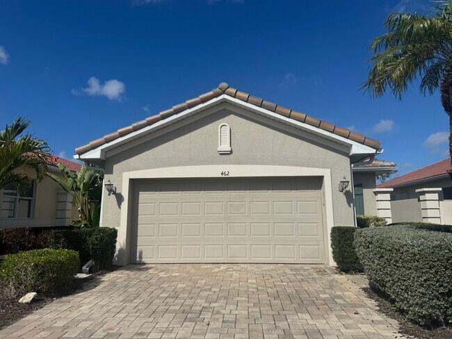 Building Photo - 462 Montelluna Dr