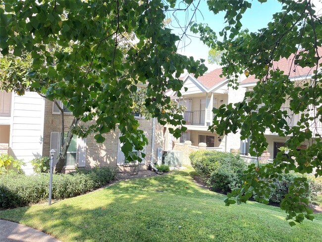 Foto del edificio - 2800 Jeanetta St