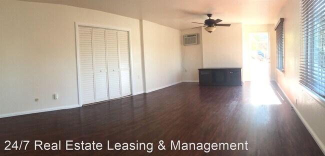 Building Photo - 2 br, 1 bath House - 1650 Silver Oak Dr
