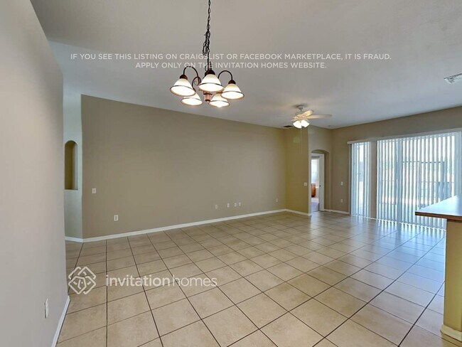 Foto del edificio - 1437 Bluff Loop
