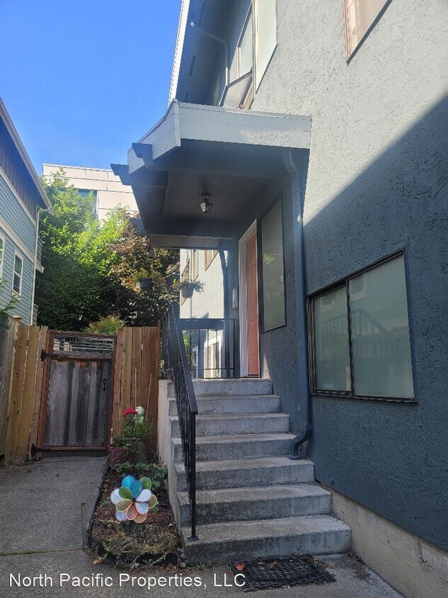 Primary Photo - 2 br, 1 bath House - 1722 NW 58th St APT 2