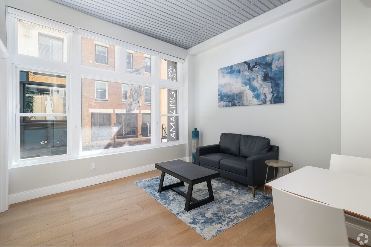 Primary Photo - 40 Bromfield St