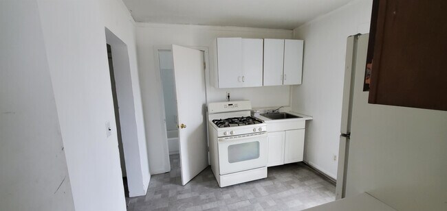 Foto del edificio - 426-430 Vine Ave NE