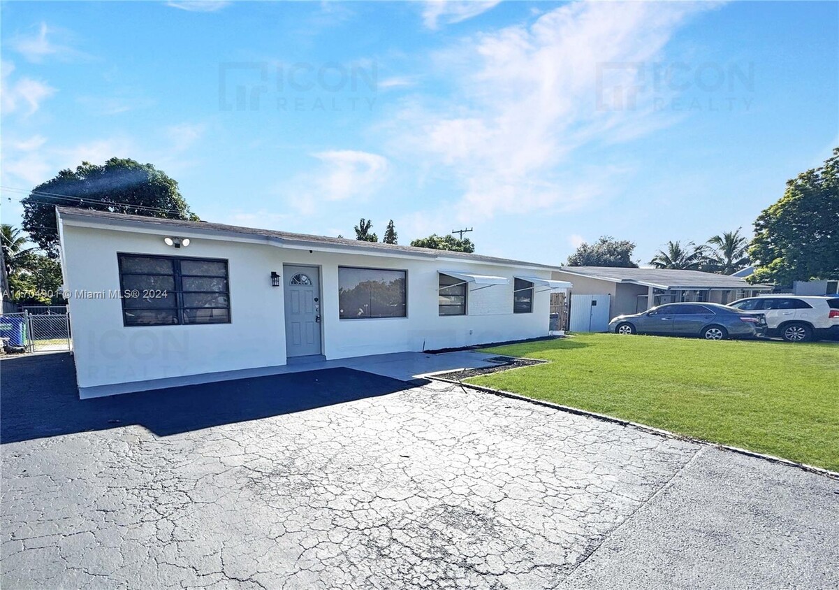 Foto principal - 1740 SW 47th Ave