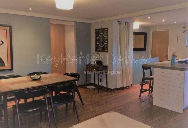 Building Photo - 5306 W Kentucky Ave