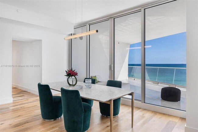 Foto del edificio - 16901 Collins Ave