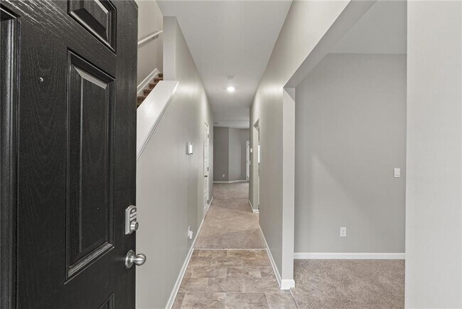 Foto del edificio - 2650 Axel Rdg