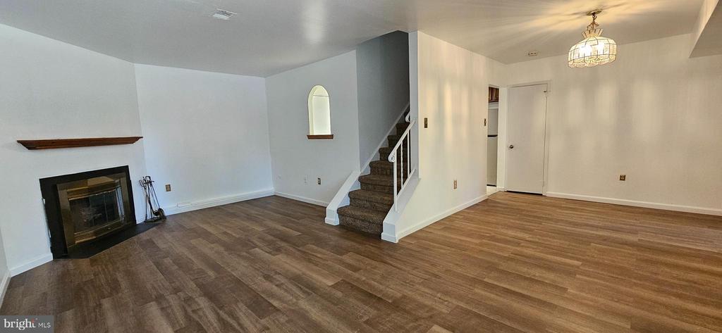 Foto principal - 2208 Greenwood Dr