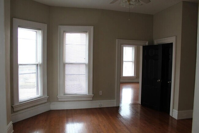 Foto del edificio - 57 Smith Pl