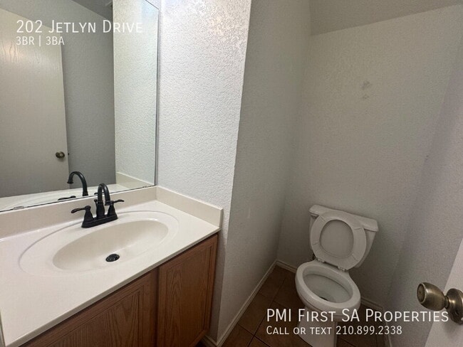 Building Photo - 202 Jetlyn Dr