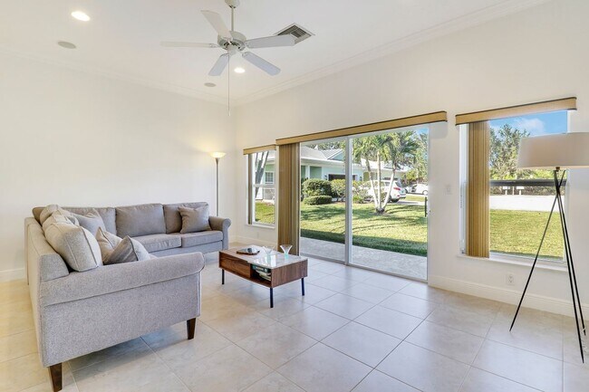 Foto del edificio - 2165 NW Tilia Trail