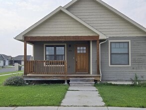 Building Photo - 3704 N Benton Ave