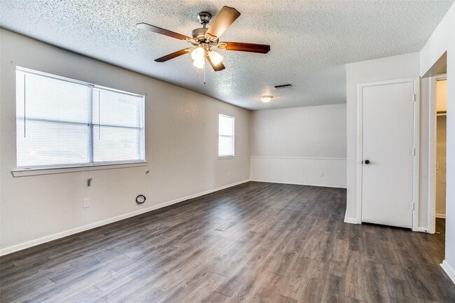 Photo - 105 Peach Street Unit B Townhome