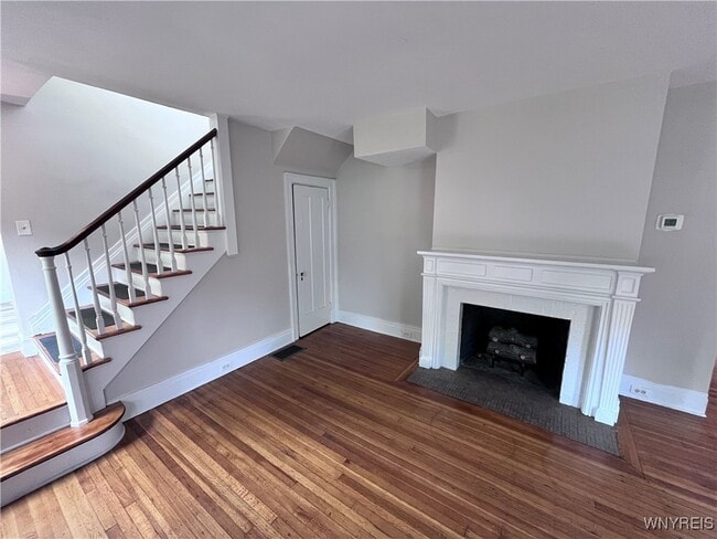 Building Photo - 45 Delham Ave