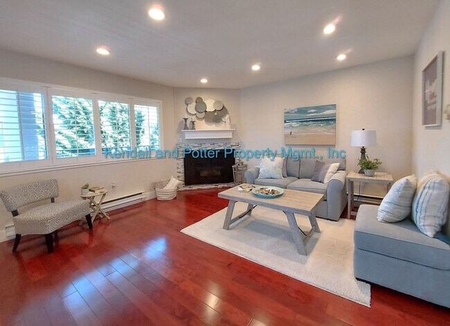 Foto del edificio - Impeccable 2BR, 1BA Capitola Condo with Oc...