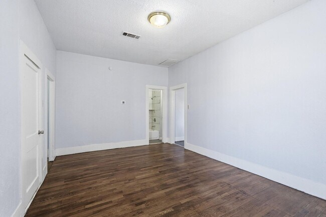 Foto del edificio - 516 Mill St