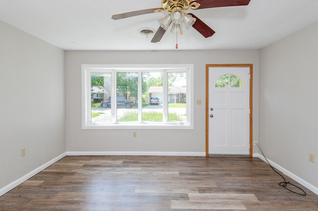 Building Photo - 106 Leatherman Pl