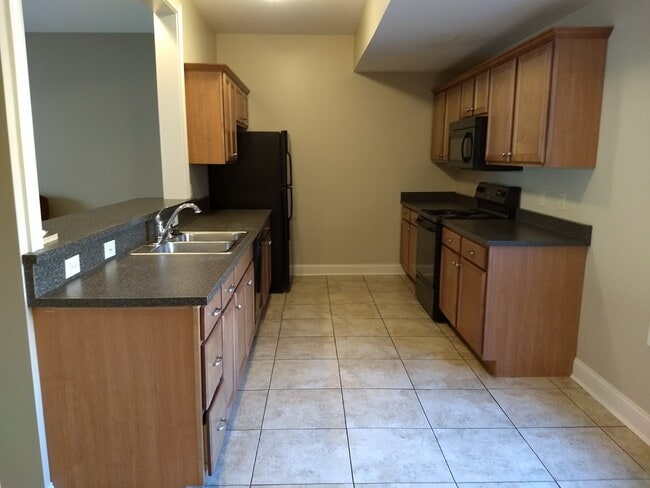 Photo - 207 Medford St Townhome