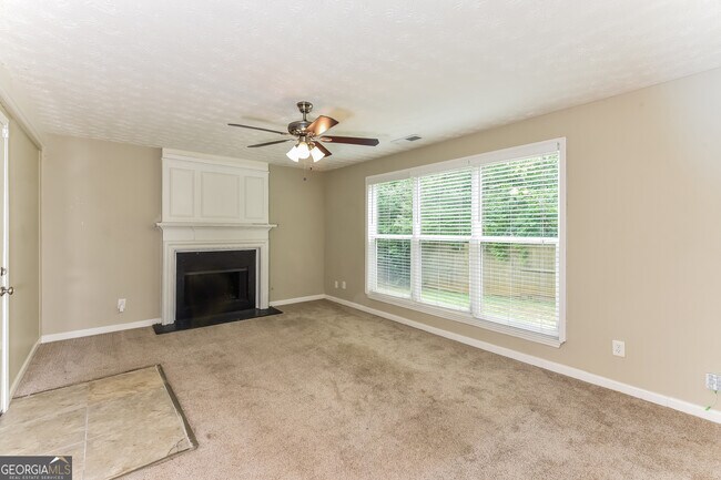 Building Photo - 3909 Wintersweet Dr