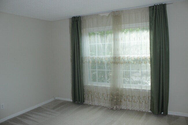 Foto del edificio - 12105 Greenwood Ct