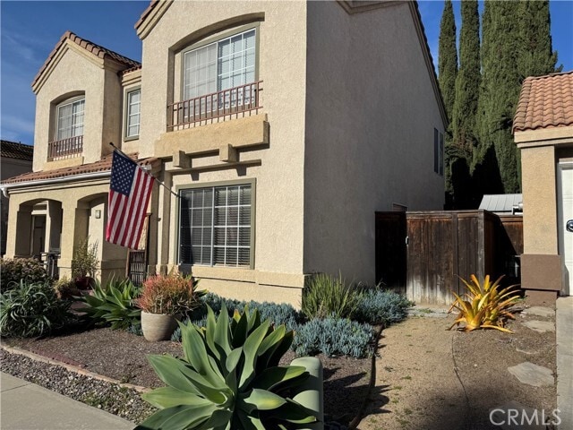 Building Photo - 13 Channel Island St