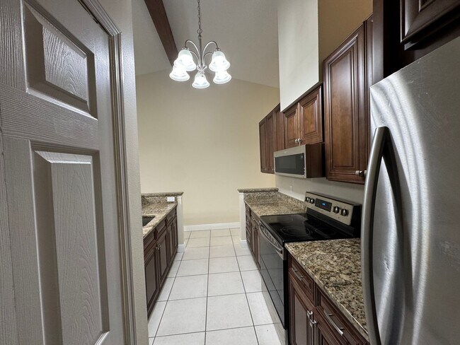 Foto del edificio - Charming 3 Bedroom, 2 Bathroom Home in Winter Park!!