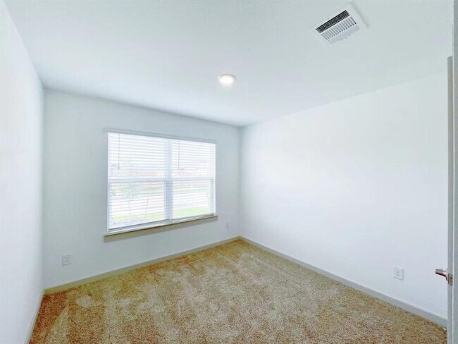 Foto del edificio - 18815 Oswin Haven Ln