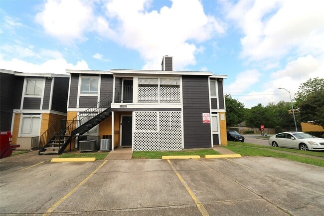 Photo - 12659 Ashford Meadow Dr Apartment