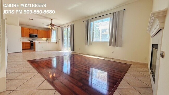 Foto del edificio - Rancho Cucamonga 4 Bedroom Home