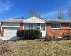 Building Photo - 9352 Bellefontaine Rd