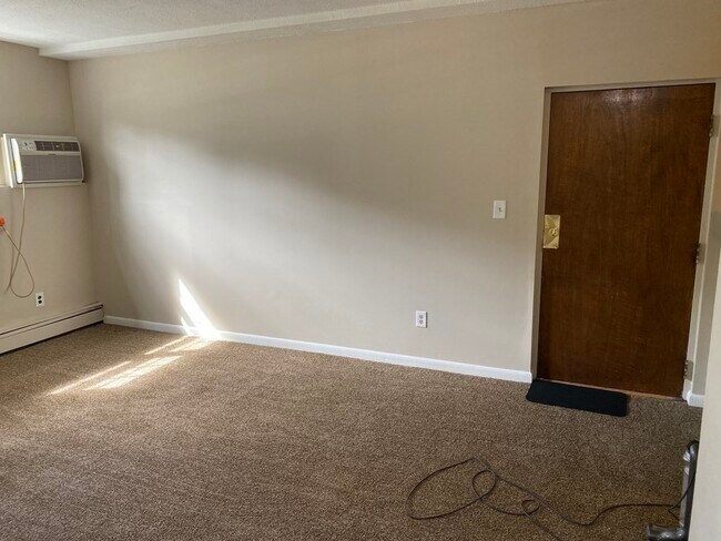 Foto del edificio - 363 Hildreth St