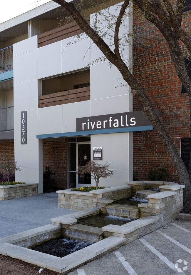 Building Photo - Riverfalls at Bellmar