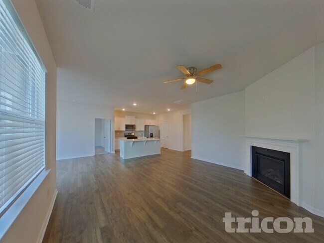 Building Photo - 1079 Staghorn Ave
