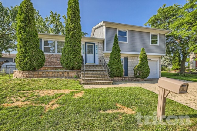 Foto del edificio - 4440 Trailside Ct