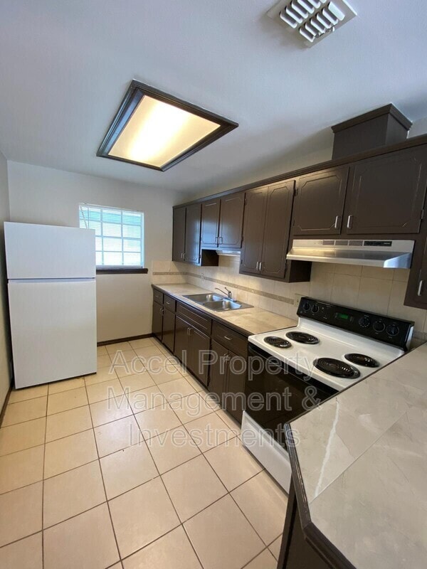 Foto del edificio - 601 Gastel Cir