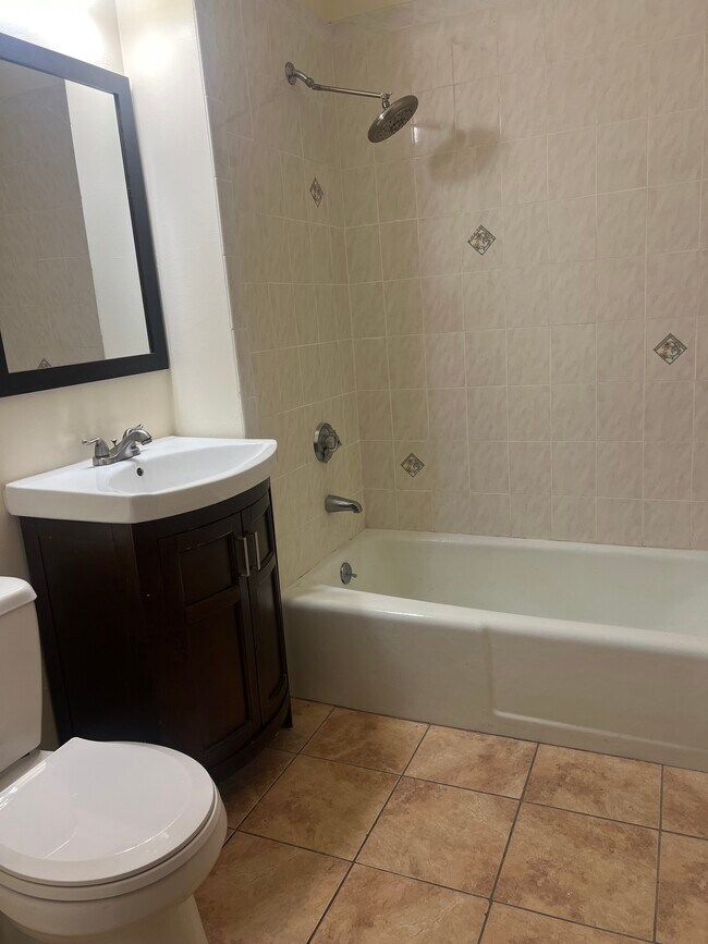 Foto del edificio - 216 Elm St