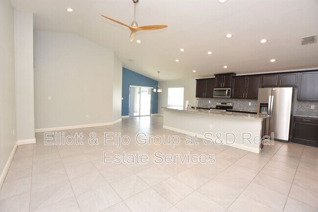 Foto del edificio - 154 Eloise Oaks Dr